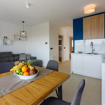 Dita A * Цриквеница