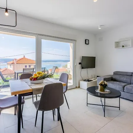 公寓 Dita A 茨里克韦尼察