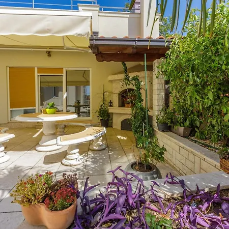 Dita A 茨里克韦尼察